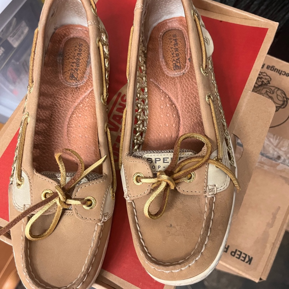 Sperry boat shoes
